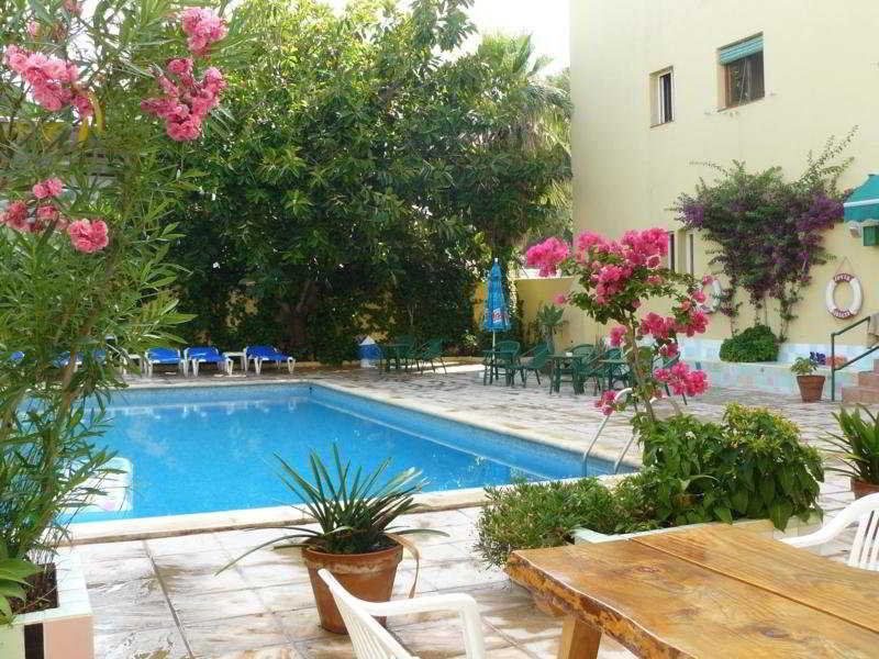 Valencia in Sant Antoni de Portmany, Ibiza Pool
