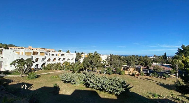 Hotel Siesta Mar in Santa Eulalia del Rio, Ibiza Landschaft